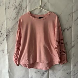 KAARI BLUE - PINK CROCHET DETAIL LONG SLEEVE SWEATER TOP WOMENS SMALL